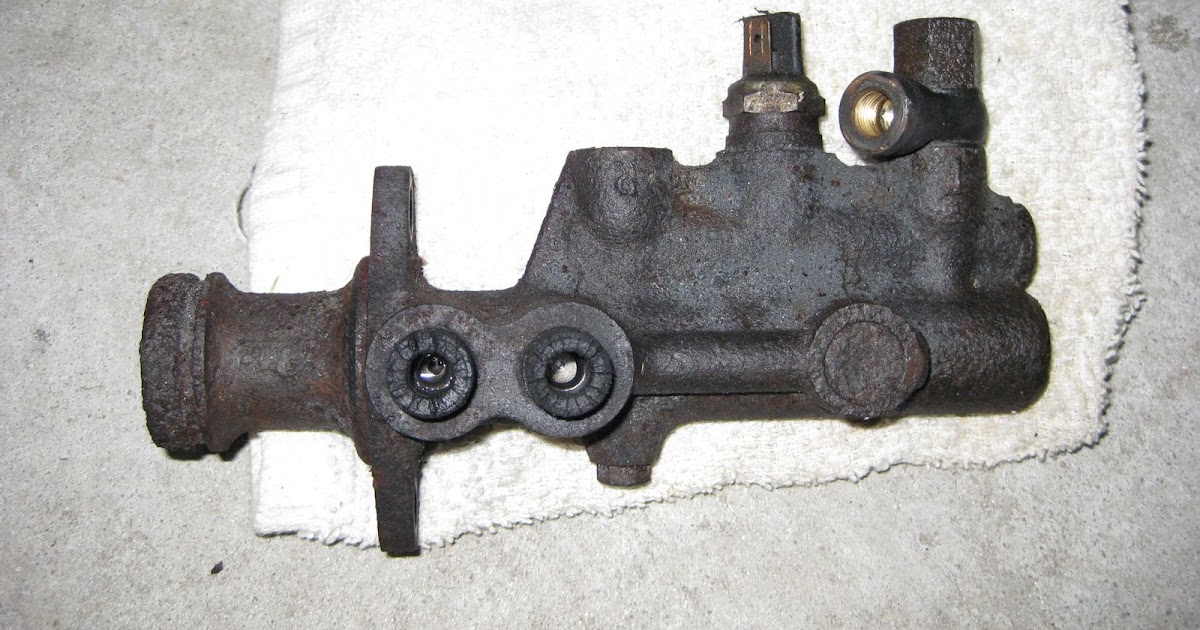 Hart's 1973 Porsche 914 Restoration / EV Conversion Brake Master